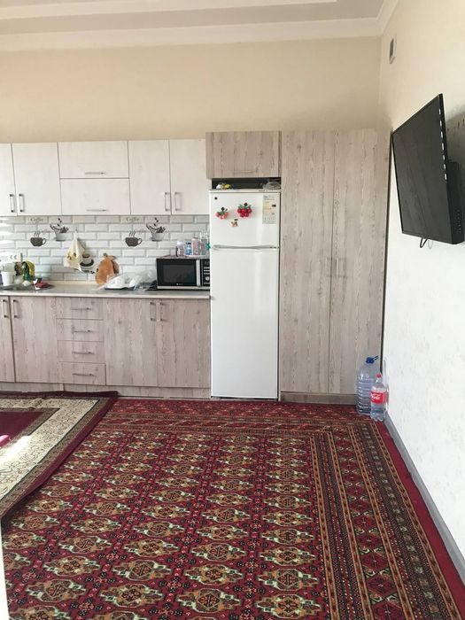 5-xonali uy, 300 m², Назарбек, sotuvga