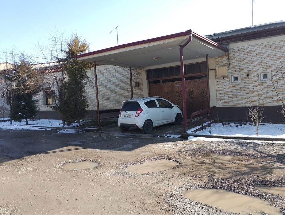 5-xonali uy, 800 m², Назарбек, sotuvga