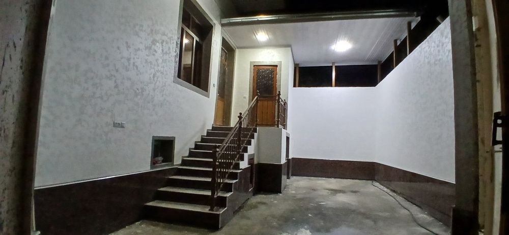 4-xonali uy, 150 m², Назарбек, sotuvga
