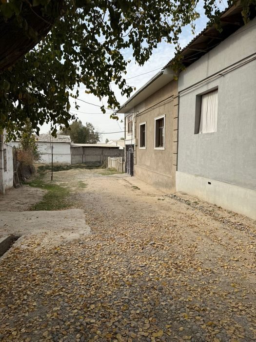 7-xonali uy, 11 m², Назарбек, sotuvga