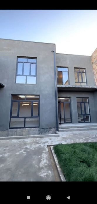 6-xonali uy, 200 m², Назарбек, sotuvga