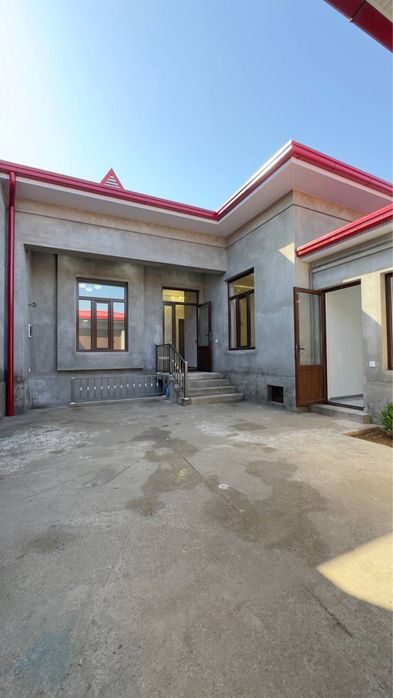 4-xonali uy, 90 m², Назарбек, sotuvga