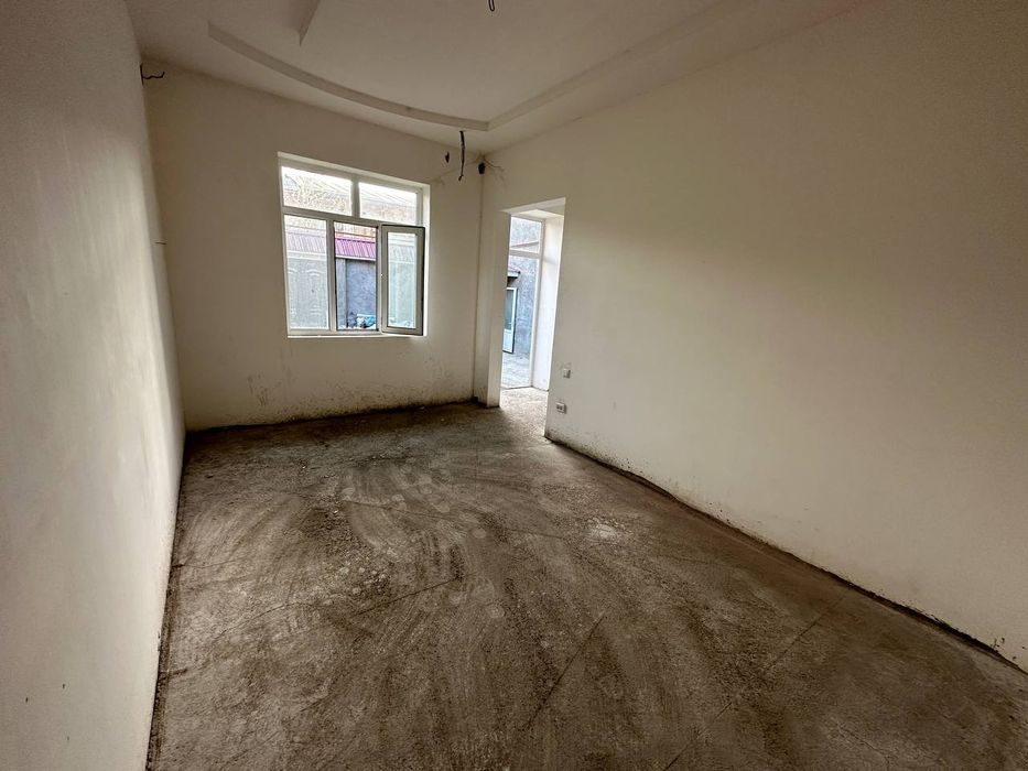 4-xonali uy, 100 m², Назарбек, sotuvga