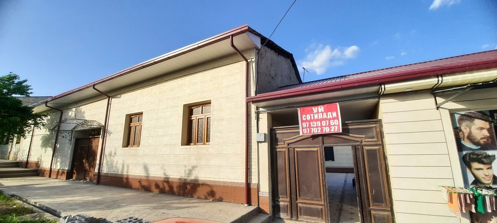 5-xonali uy, 300 m², Назарбек, sotuvga
