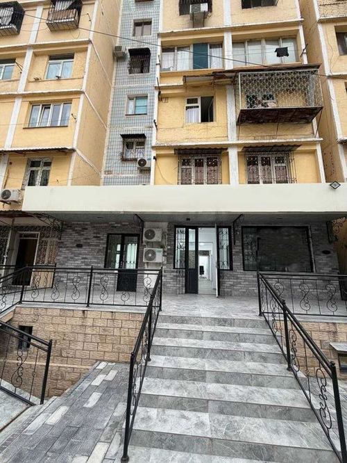 Сдаётся нежилое помещение район Сергели 100м 2 + подвал 90м2 R23