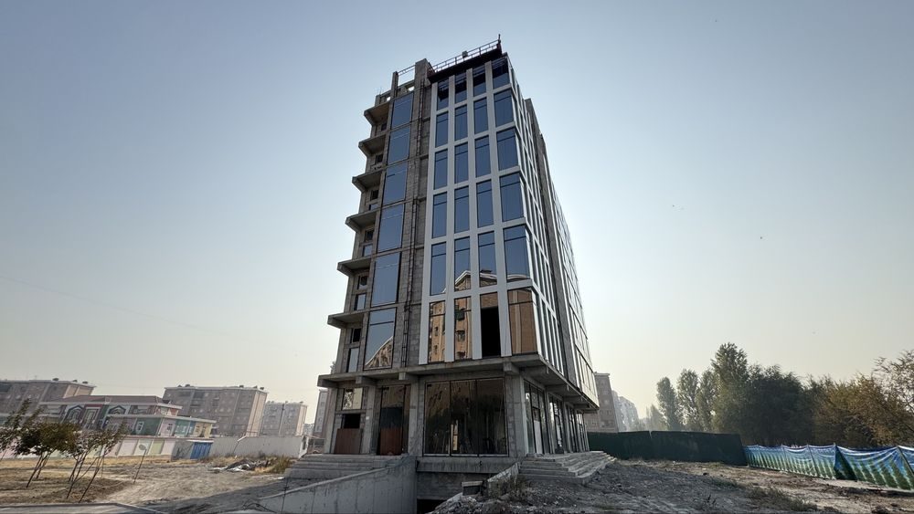 Сдается отдельно стоящие здание 3300м2 Сергелинском районе SH83