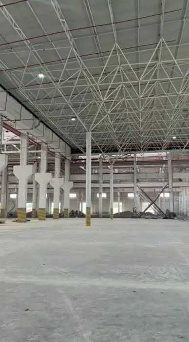 Сдаётся в аренду сухой склад. Класс - "А". Общая площадь - 80 000 м².