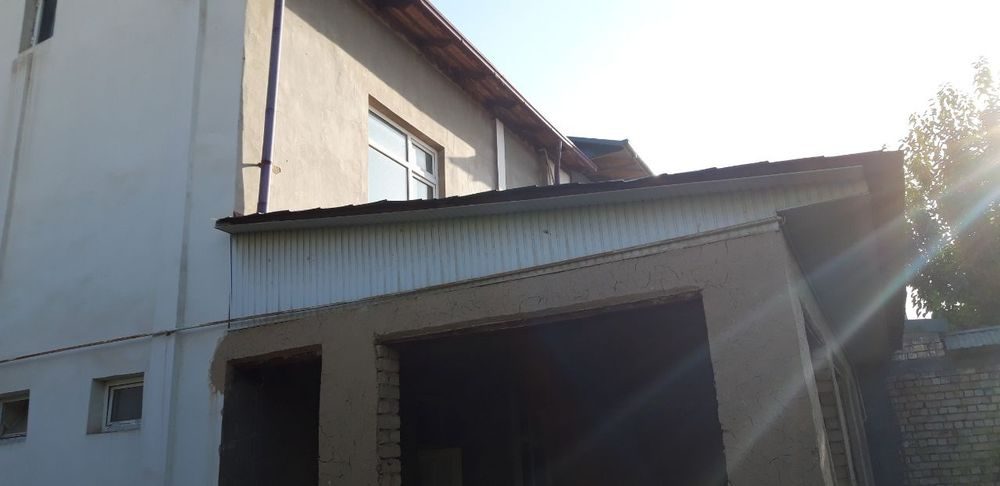 5-xonali uy, 600 m², Назарбек, sotuvga