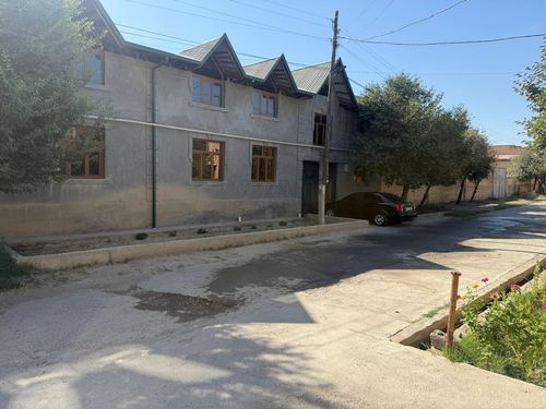 9-xonali uy qismi, 400 m²