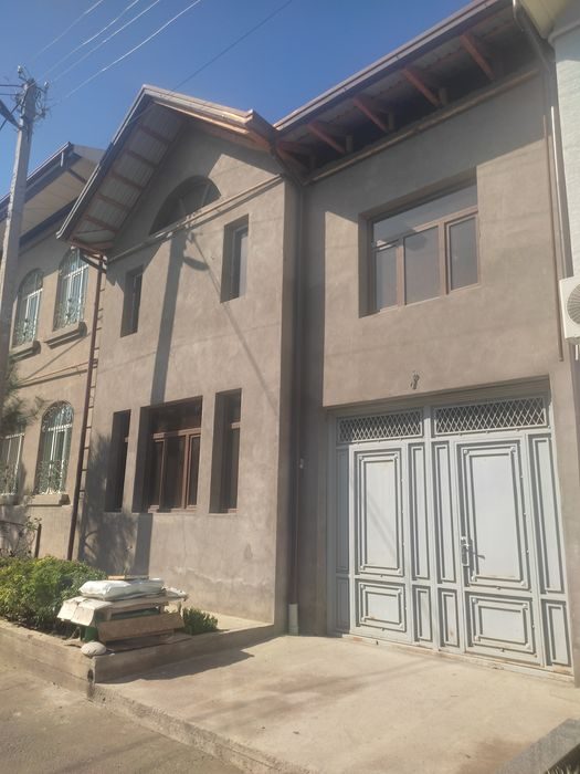 7-xonali uy, 2900 m², Назарбек, sotuvga