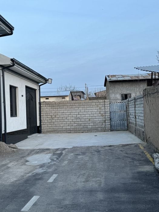 2-xonali uy, 175 m², Назарбек, sotuvga