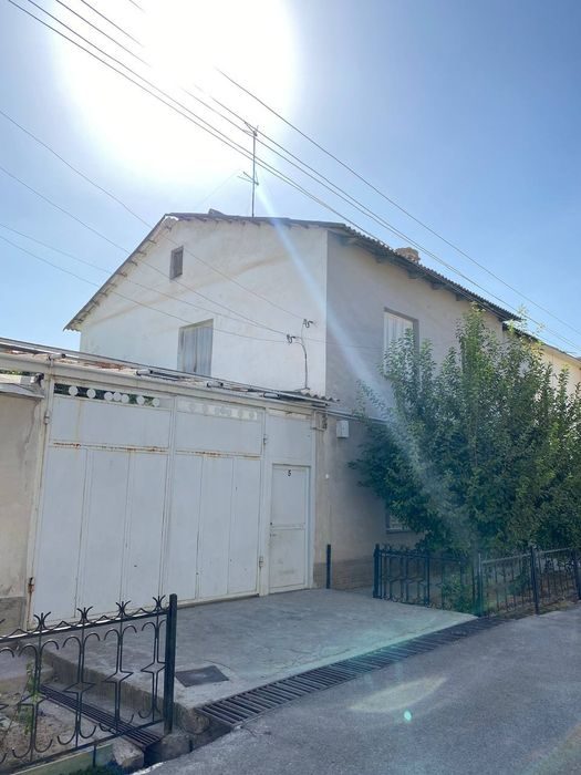 7-xonali uy, 590 m², Назарбек, sotuvga