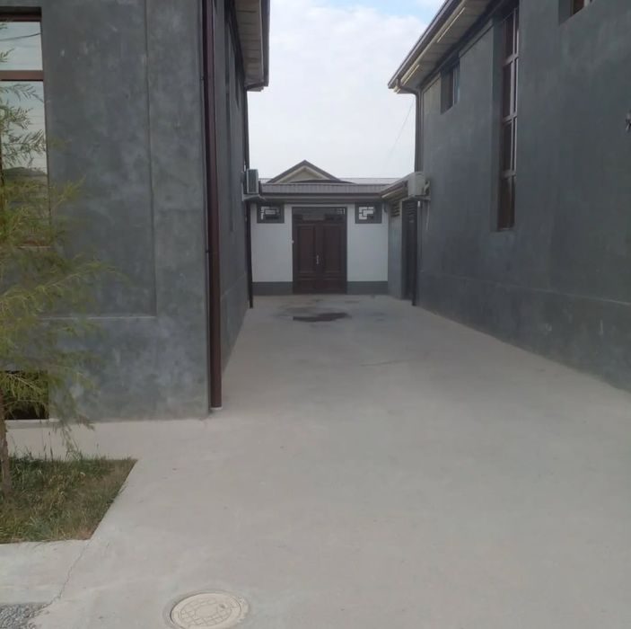 6-xonali uy, 200 m², Назарбек, sotuvga