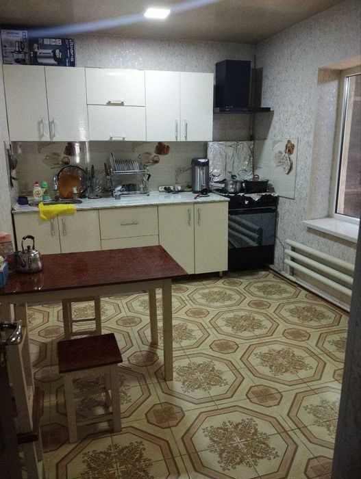 5-xonali uy, 426 m², Назарбек, sotuvga