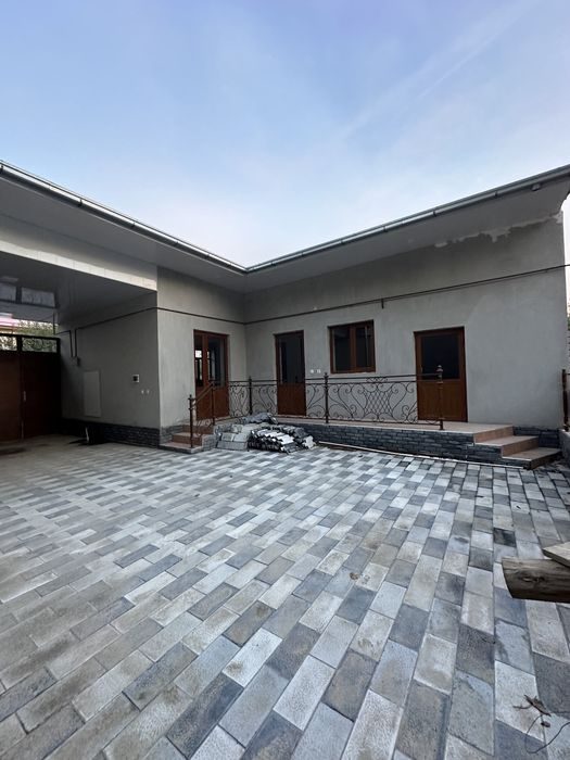 2-xonali uy, 4 m², Назарбек, sotuvga