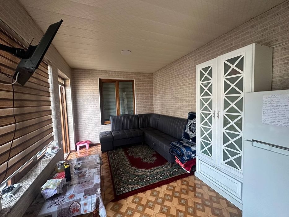 4-xonali uy, 85 m², Назарбек, sotuvga
