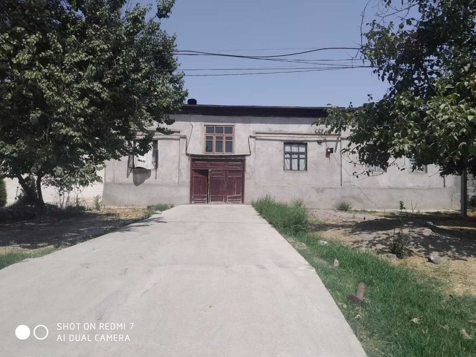 8-xonali uy, 600 m², Назарбек, sotuvga
