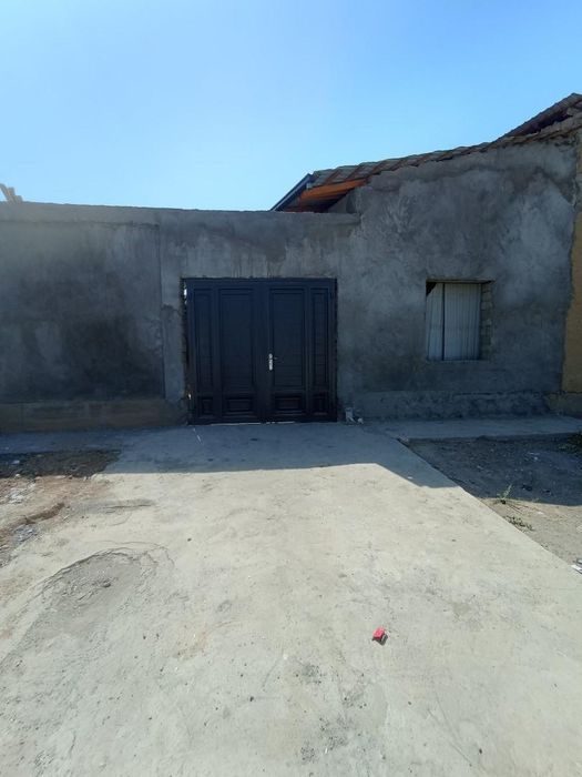 Nazarbek tekstil uy sotiladi