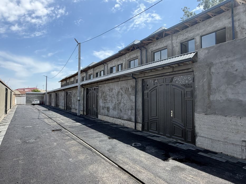 5-xonali uy, 150 m², Назарбек, sotuvga