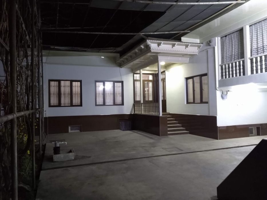 7-xonali uy, 800 m², Назарбек, sotuvga