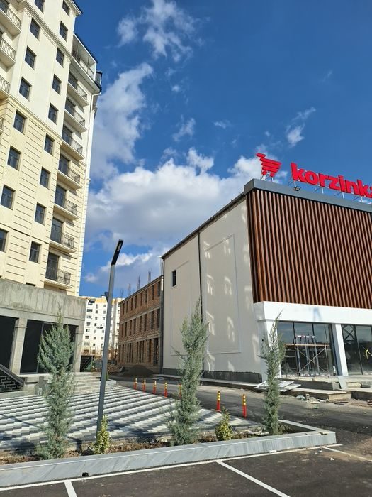 СДАЁТСЯ коммерческое помещение рядом метро Строителей