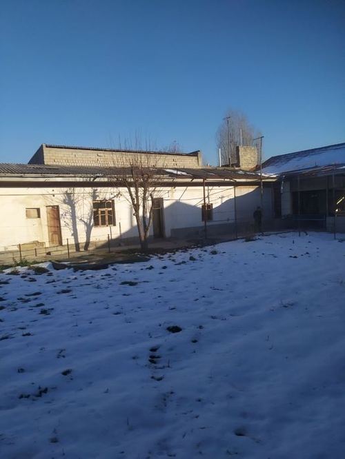 7-xonali uy, 800 m²