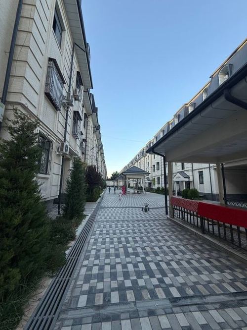 5-room apartment, 140 m²