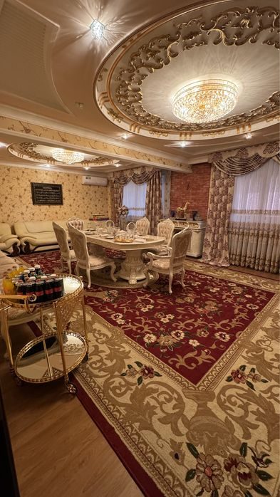 4-xonali kvartira, 200.6 m², Toshkent, Olmazor tumani, sotuvga