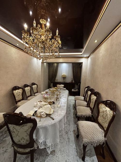 6-room apartment, 160 m²