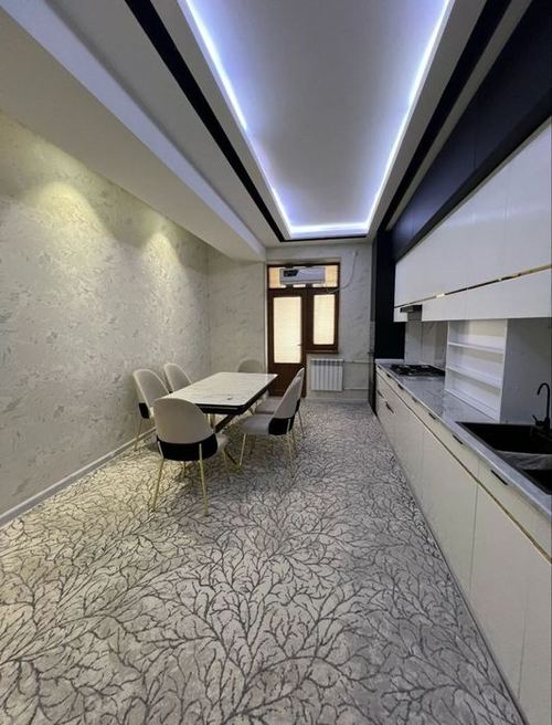 3-xonali kvartira, 115 m²