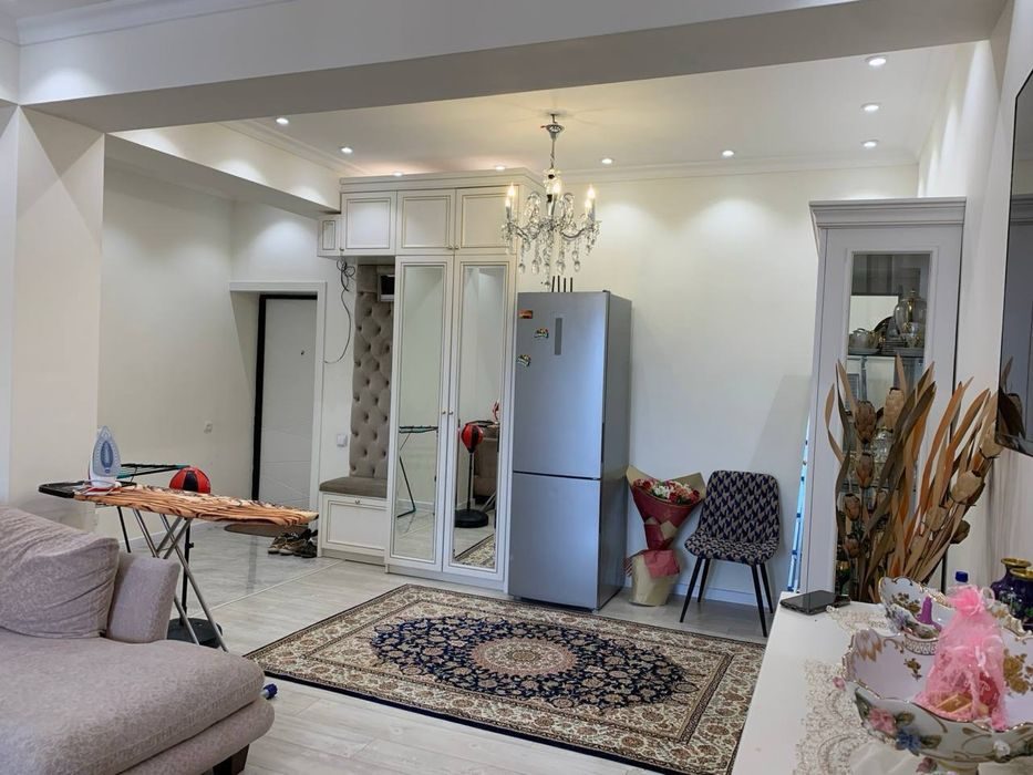 4-room apartment, 107 m², Tashkent, Almazar District, for sale