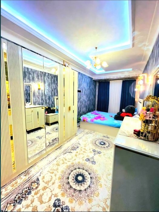 6-комнатная квартира, 140 м², Ташкент, Алмазарский район, на продажу