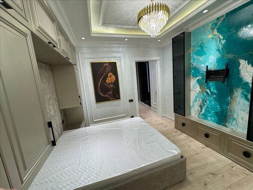 3-xonali kvartira, 90 m²