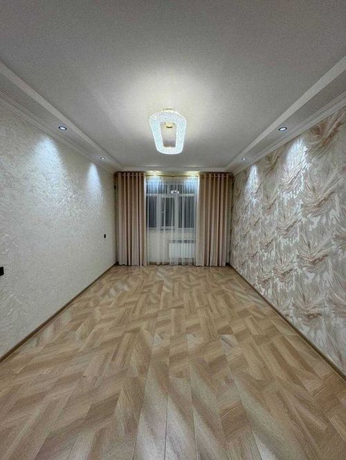 4-xonali kvartira, 137 m²
