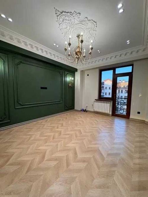 5-room apartment, 160 m²