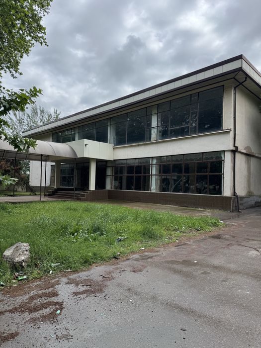 Куйи Чирчик Аганёк 7.7 сот 1336 кв.м Тойхона сотилади 2 этаж Маданият