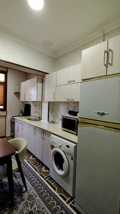 3-xonali kvartira, 70 m²