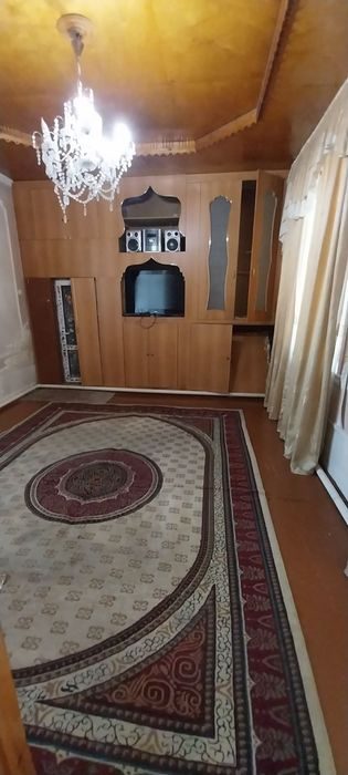 8-xonali kvartira, 200 m², Toshkent, Olmazor tumani, ijaraga