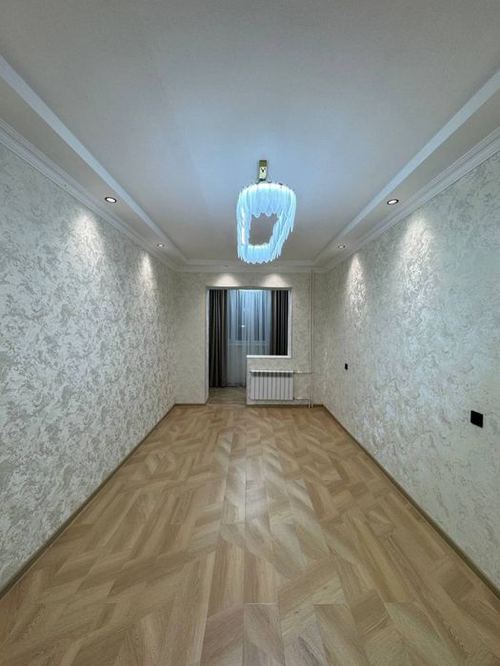 4-xonali kvartira, 130 m²
