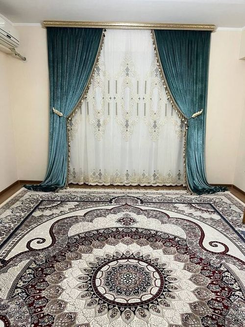 4-комнатная квартира, 140 м²