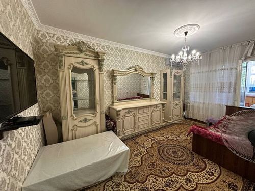 3-xonali kvartira, 75 m²