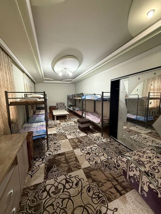 8-room apartment, 200 m², Tashkent, Almazar District, for rent