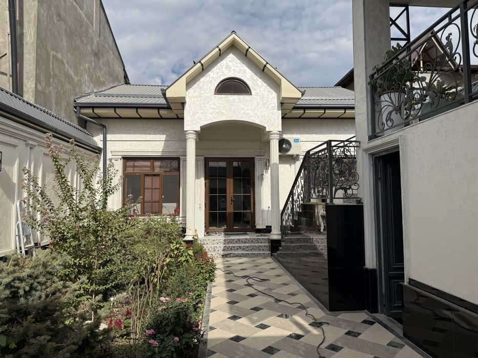 5-xonali uy, 320 m², Toshkent, Olmazor tumani, sotuvga