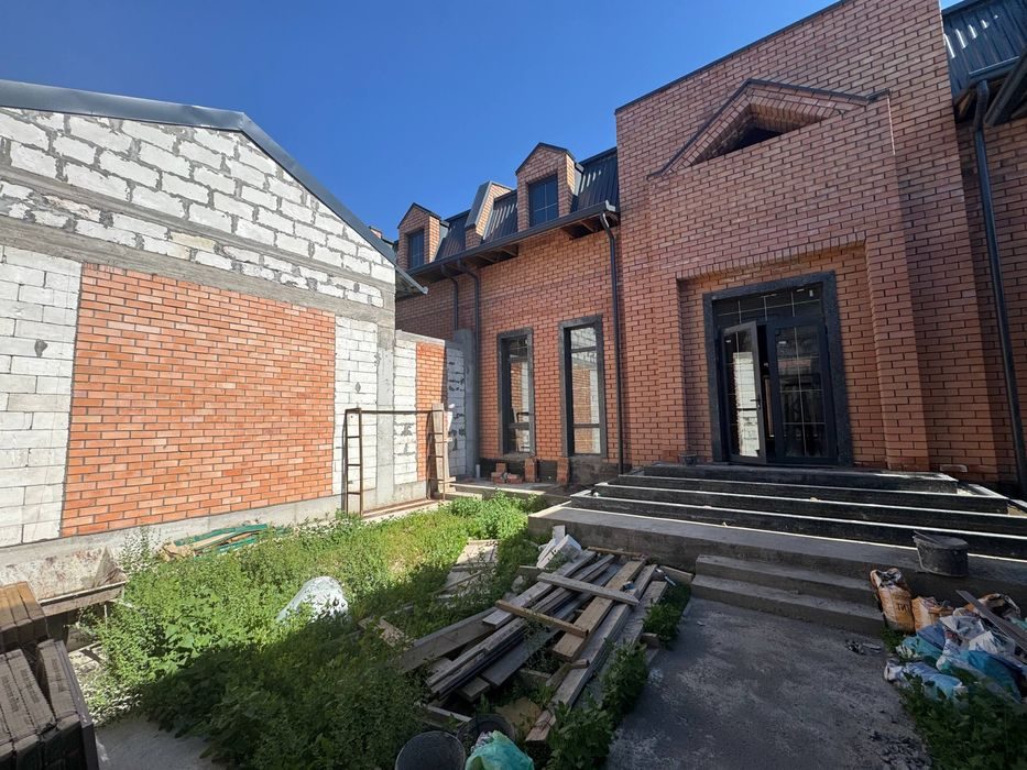 8-room cottage, 300 m², Tashkent, Almazar District, for sale