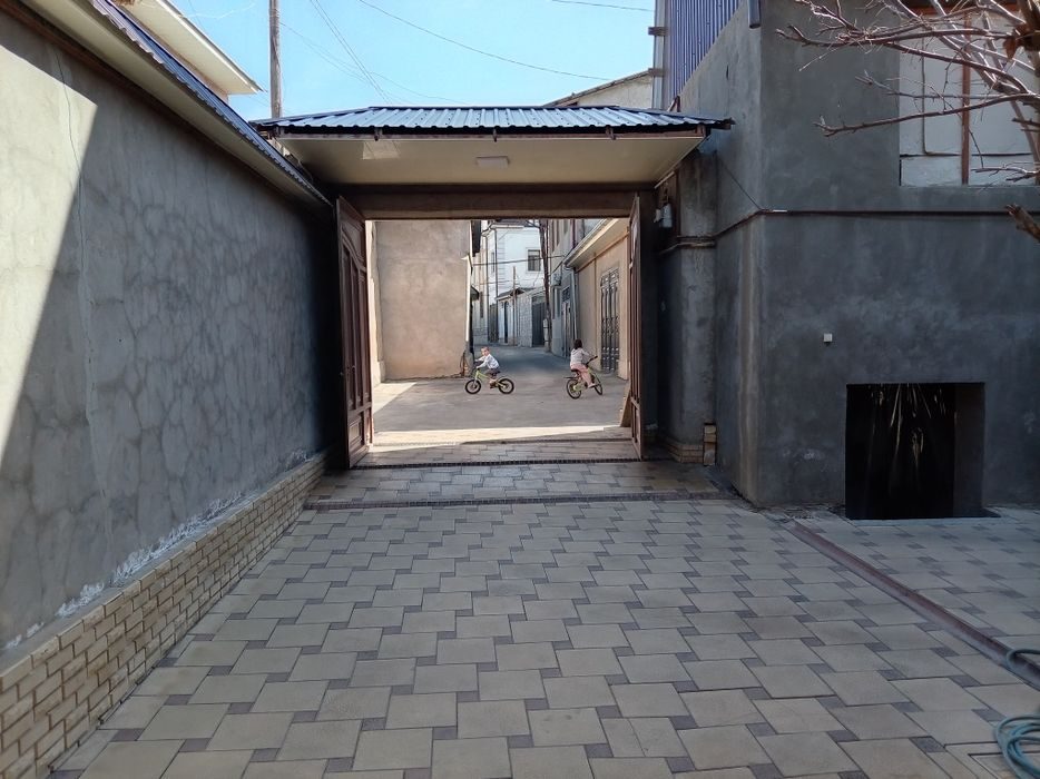 4-room house, 100 m², Tashkent, Almazar District, for sale