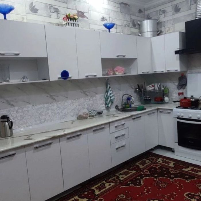 8-room house, 2 m², Tashkent, Almazar District, for sale