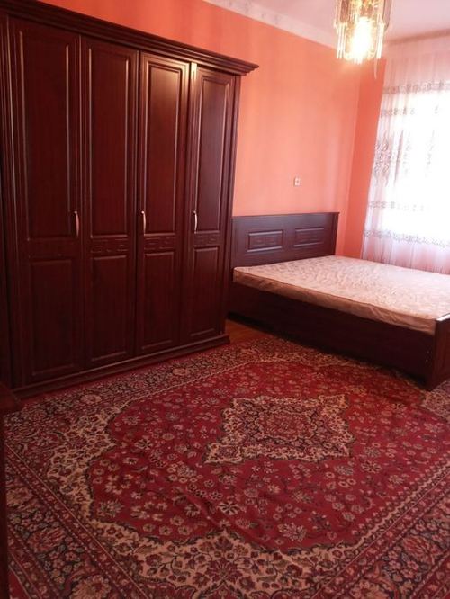 3-xonali kvartira, 69 m²