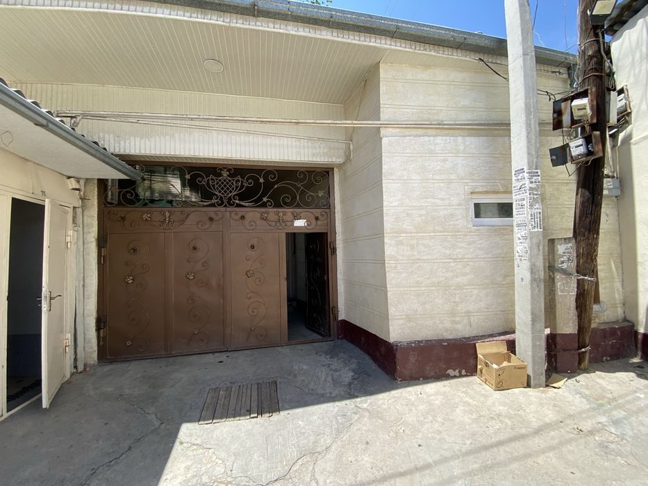 7-room house, 1527 m², Tashkent, Almazar District, for sale