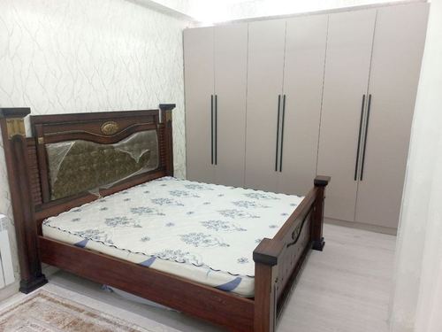 2-xonali kvartira, 70 m²