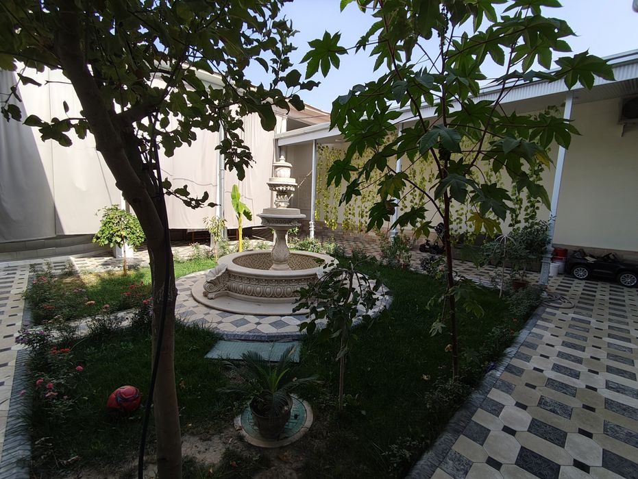 9-room house, 400 m², Tashkent, Almazar District, for sale